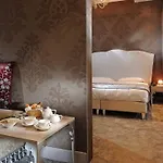 Aqua B فندق 4*