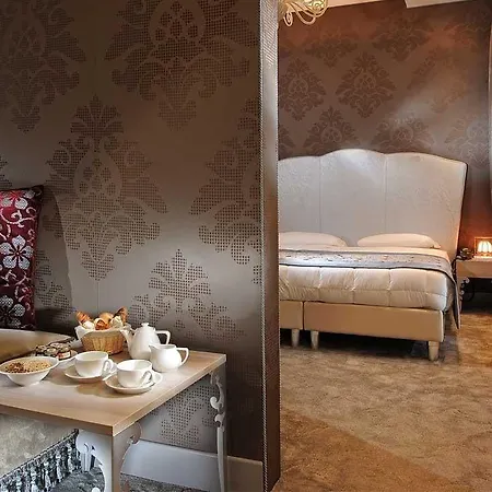Aqua B Szálloda 4*